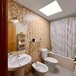 Atico Con Terrazas, Garaje Y Ascensor En El Casco Antiguo Apartman