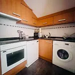 Atico Con Terrazas, Garaje Y Ascensor En El Casco Antiguo Apartman Huesca