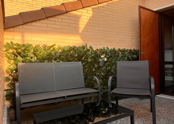 Atico Con Terrazas, Garaje Y Ascensor En El Casco Antiguo Lägenhet